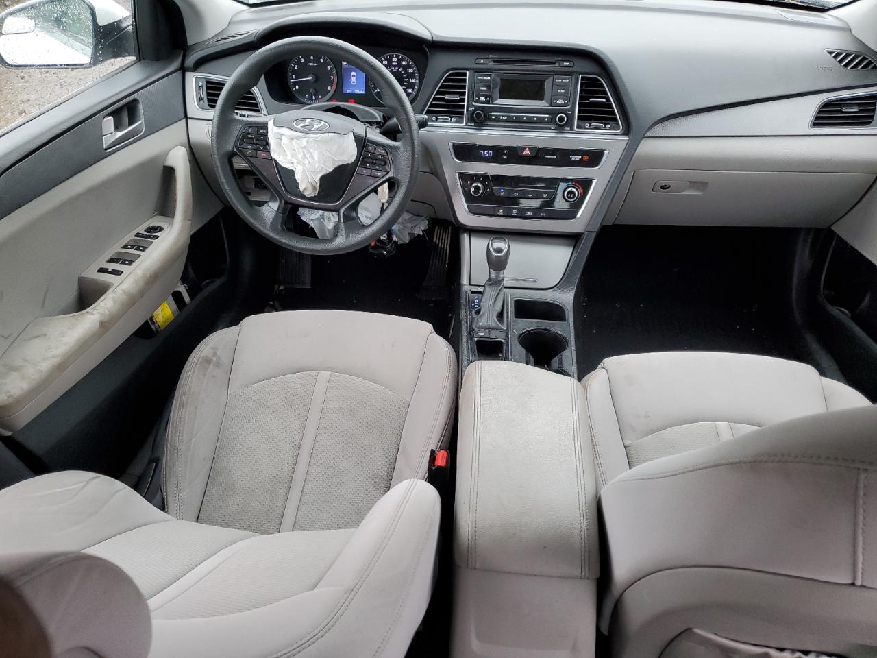2017 Hyundai Sonata VIN 5NPE24AF0HH592041 Copart auction photo, vandalism / front end damage thumbnail 8