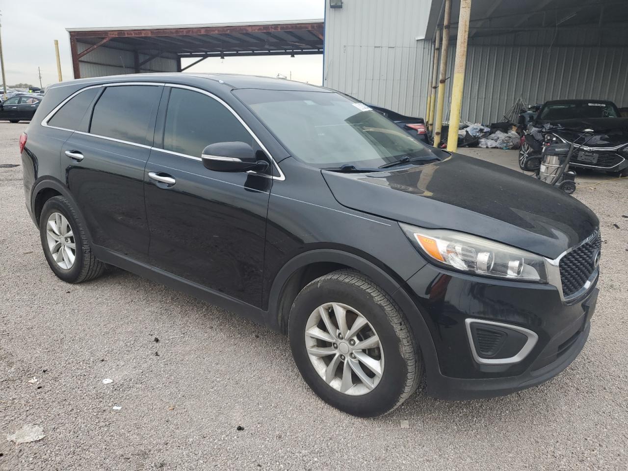 2017 KIA Sorento VIN 5XYPG4A31HG299868 Copart auction photo, normal wear damage thumbnail 4