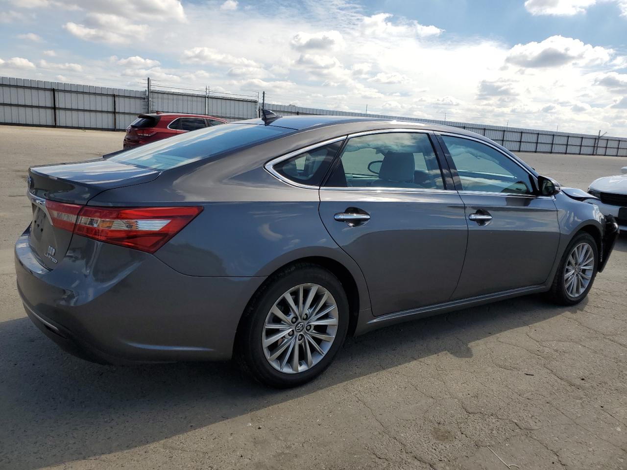 2018 Toyota Avalon VIN 4T1BD1EB4JU060916 Copart auction photo, front end / side damage thumbnail 3