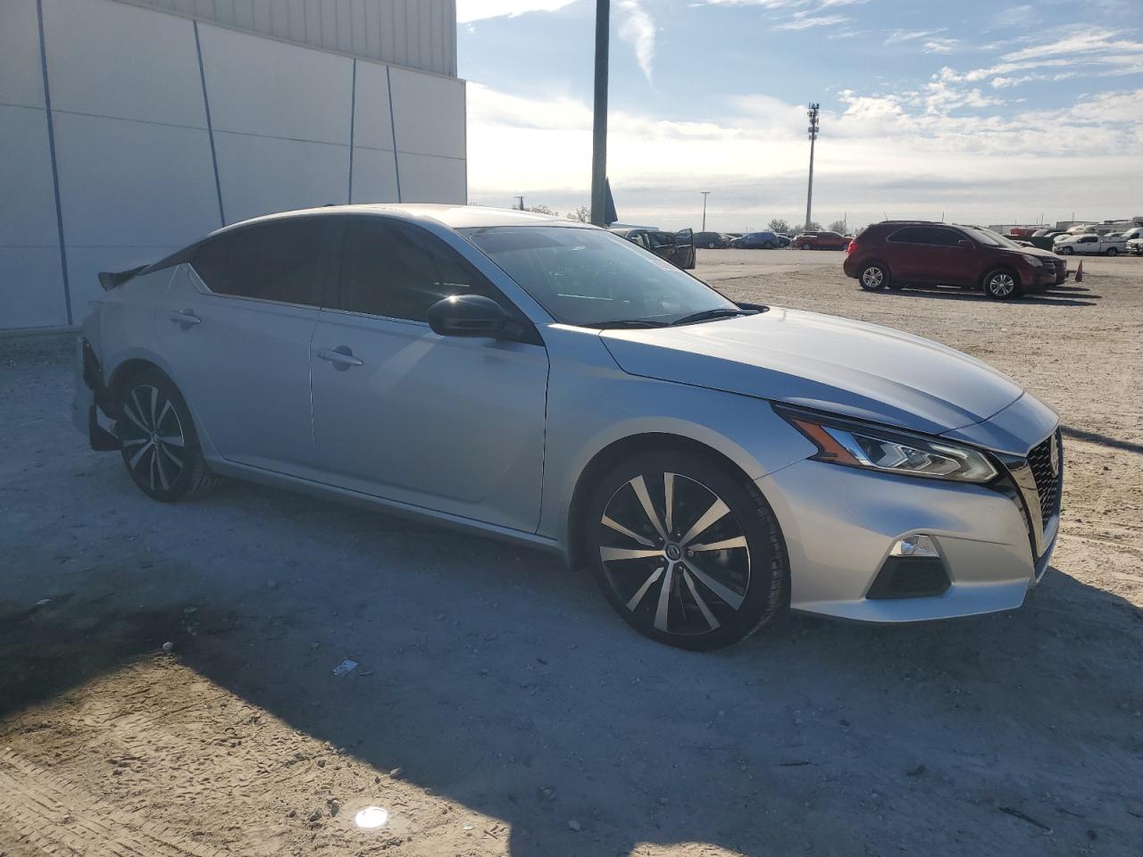 2020 Nissan Altima VIN 1N4BL4CV0LC275200 Copart auction photo, rear end damage thumbnail 4