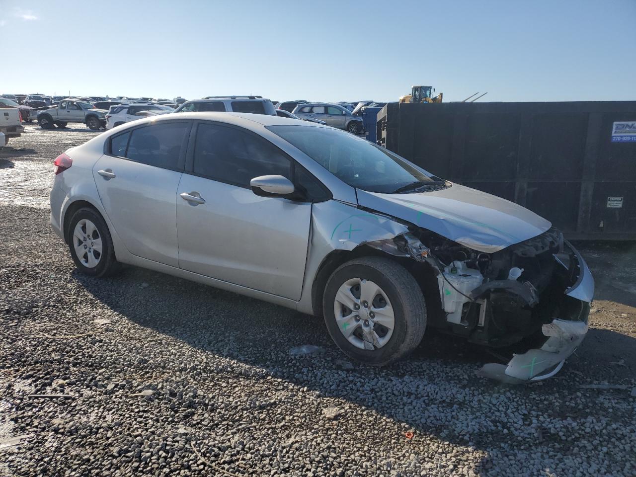 2018 KIA Forte VIN 3KPFK4A78JE246861 Copart auction photo, front end / side damage thumbnail 4