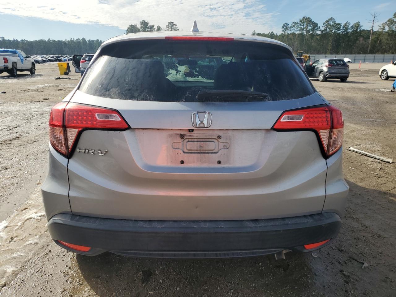 2018 Honda HR-V VIN 3CZRU5H59JM718891 Copart auction photo, front end damage thumbnail 6