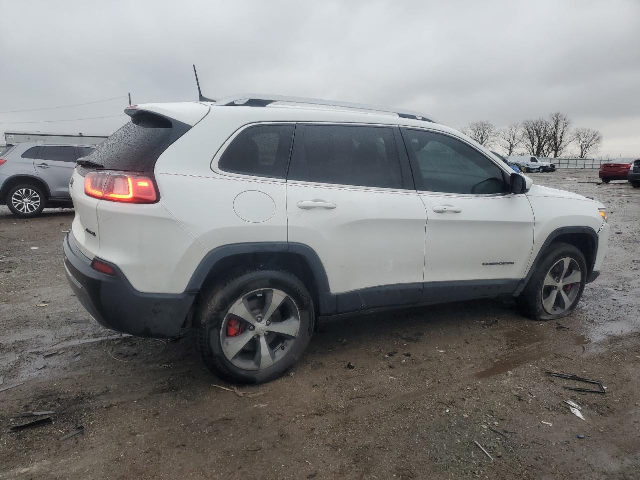 2019 Jeep Grand Cherokee VIN 1C4PJMDX6KD102893 Copart auction photo, all over damage thumbnail 3