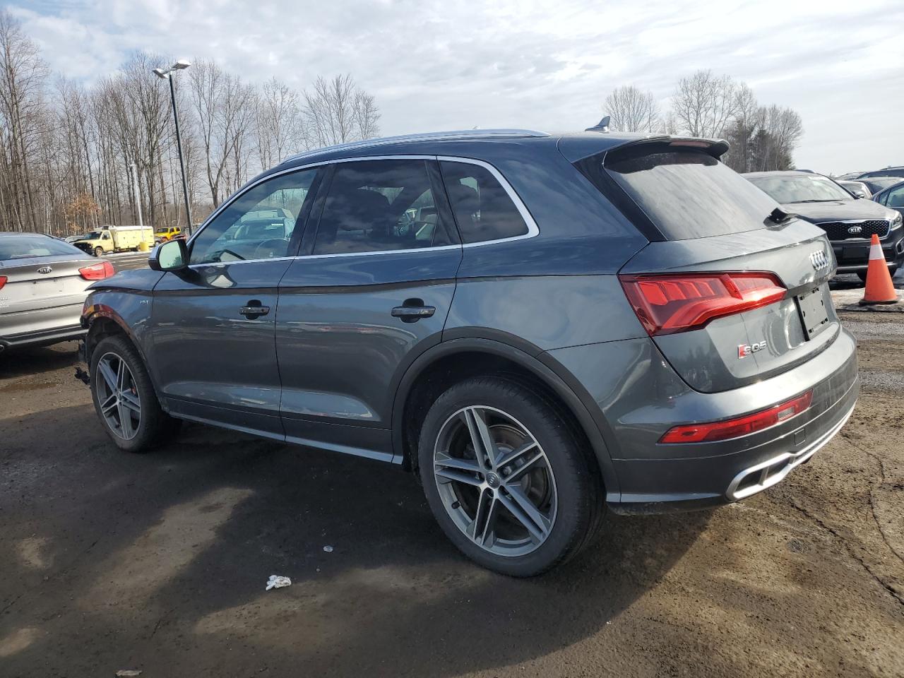 2018 Audi SQ5 VIN WA1A4AFY1J2009396 Copart auction photo, front end damage thumbnail 2