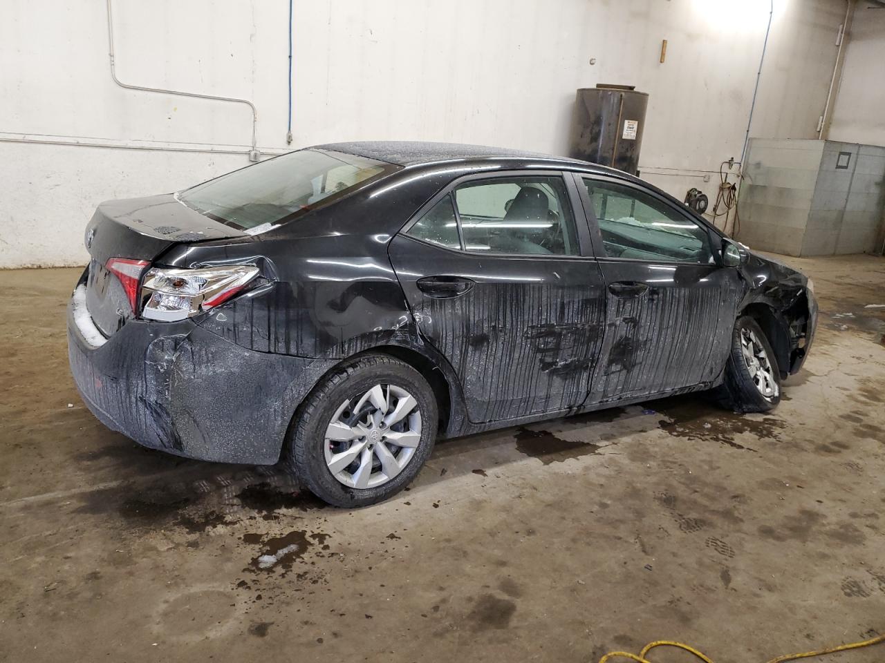 2015 Toyota Corolla VIN 5YFBURHE5FP210741 Copart auction photo, front end / rear end damage thumbnail 3