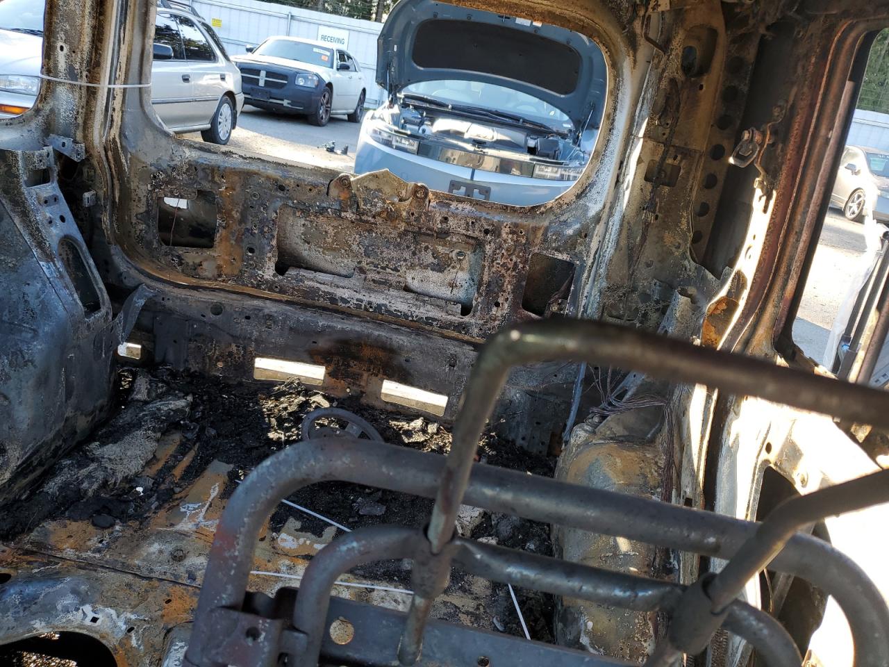 2011 Nissan Cube VIN JN8AZ2KR5BT210231 Copart auction photo, burn damage thumbnail 10