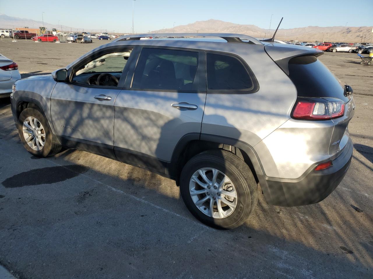 2021 Jeep Grand Cherokee VIN 1C4PJMCB3MD108708 Copart auction photo, side damage thumbnail 2