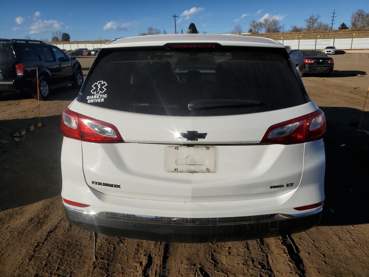 2020 Chevrolet Equinox VIN 3GNAXUEV3LS570414 Copart auction photo, front end / side damage thumbnail 6