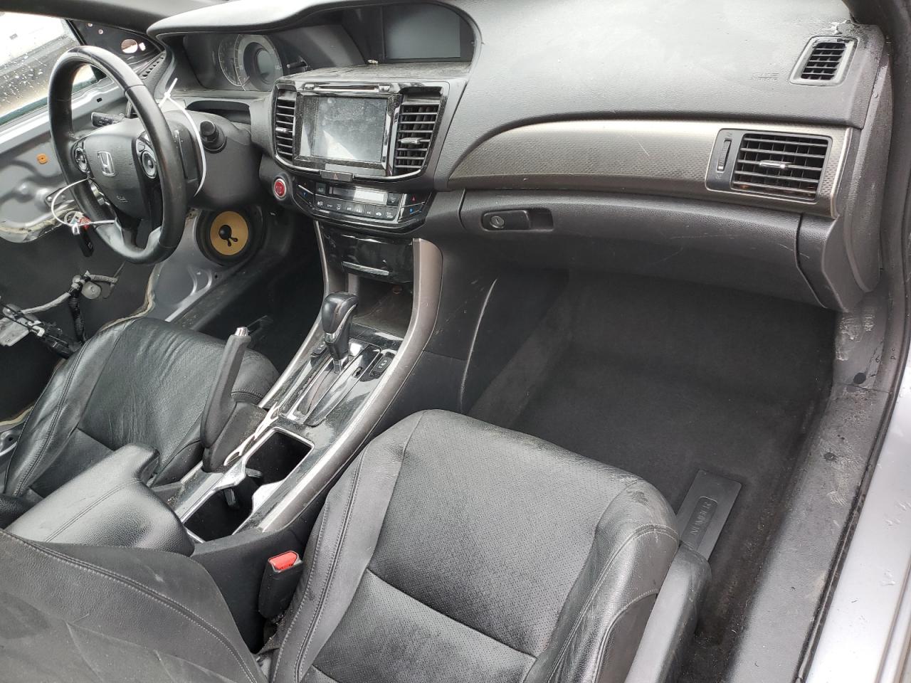 2017 Honda Accord VIN 1HGCT2B82HA007087 Copart auction photo, front end / side damage thumbnail 8