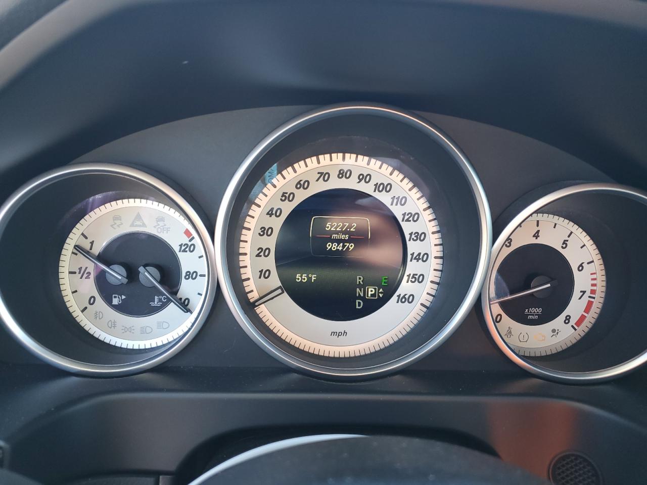 2015 Mercedes-Benz E-klasse VIN WDDHF8JB7FB136189 Copart auction photo, front end / minor dent/scratches damage thumbnail 9