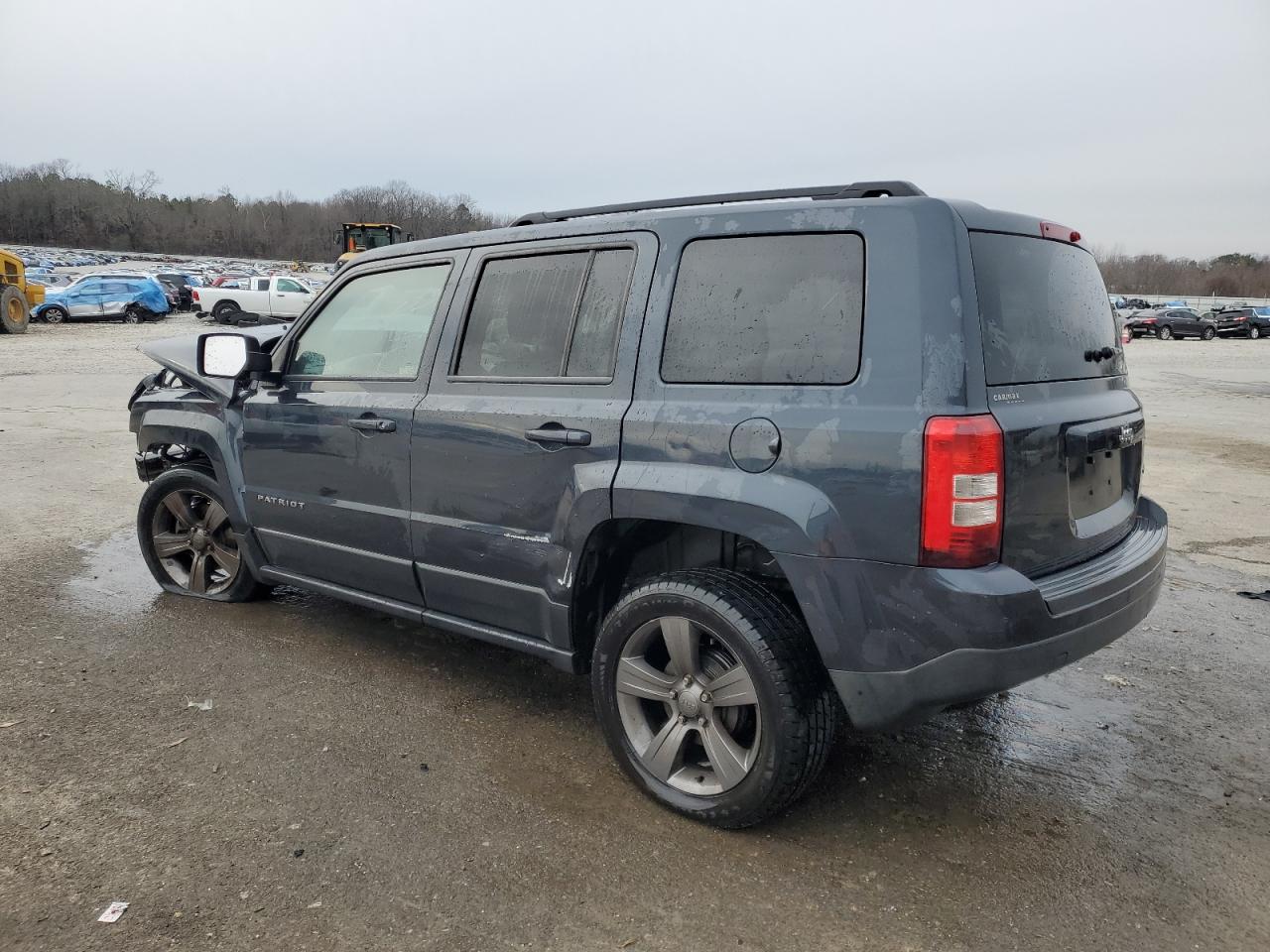 2015 Jeep Liberty (Patriot) VIN 1C4NJPFA2FD335192 Copart auction photo, front end / side damage thumbnail 2