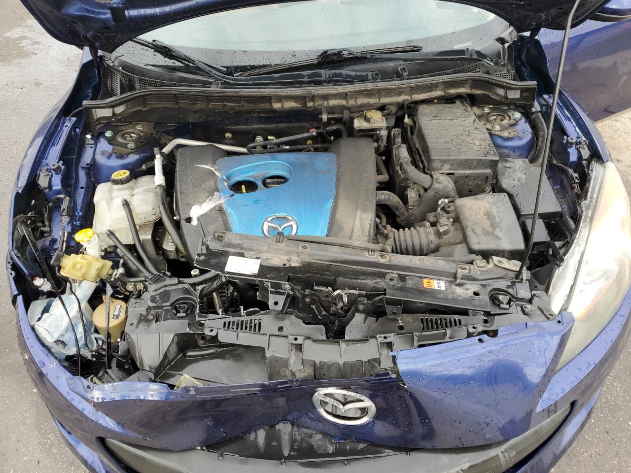 2012 Mazda 3 VIN JM1BL1W77C1666099 Copart auction photo, front end damage thumbnail 11