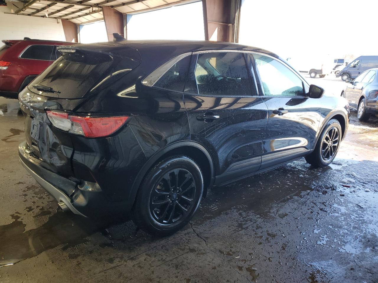 2022 Ford Escape VIN 1FMCU0G65NUB86190 Copart auction photo, rear end / side damage thumbnail 3