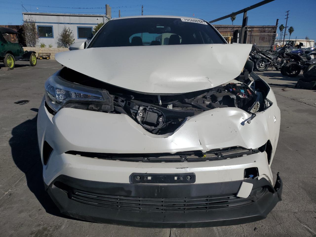 2018 Toyota C-HR VIN NMTKHMBX8JR028306 Copart auction photo, front end damage thumbnail 5