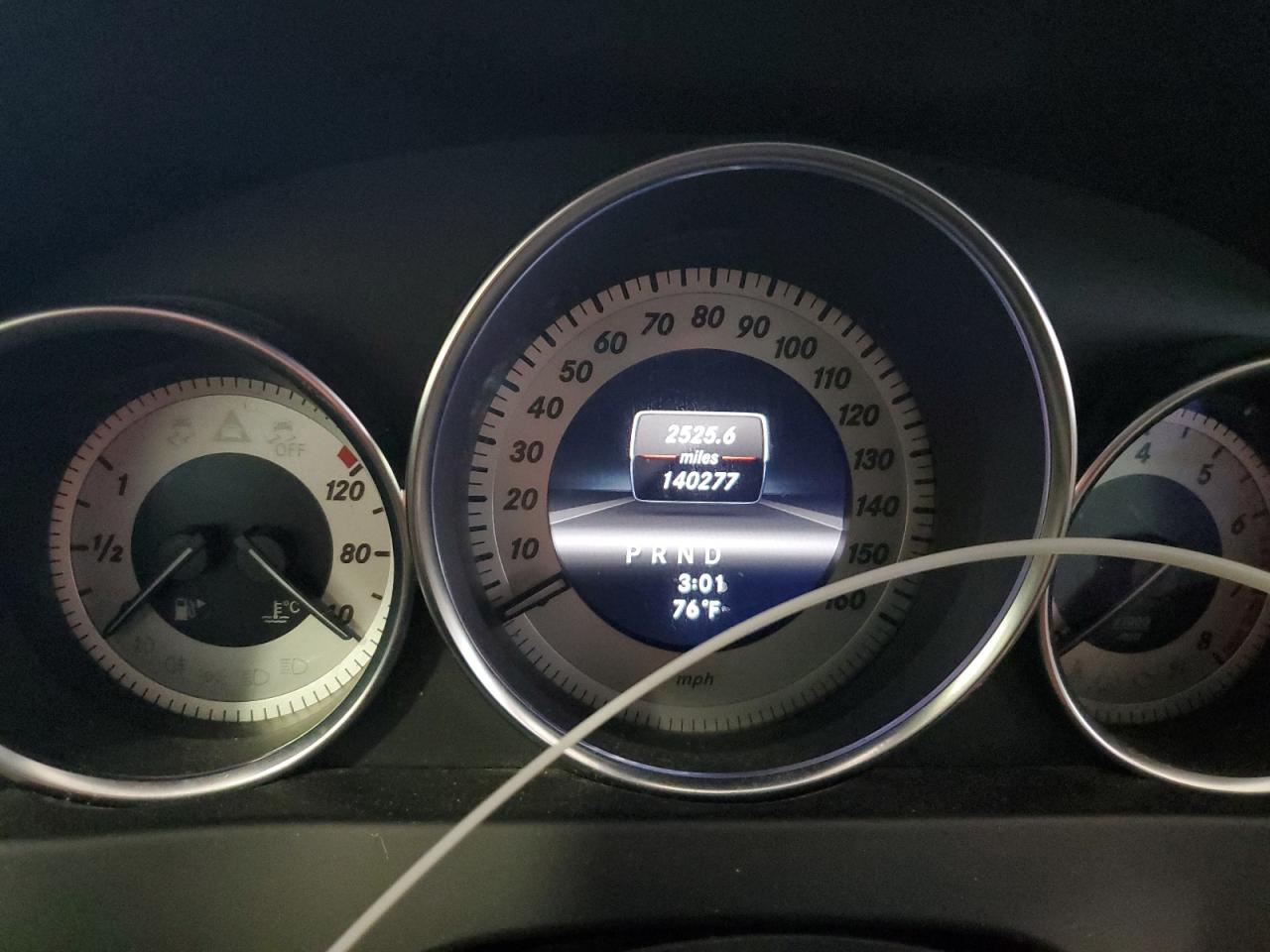 2013 Mercedes-Benz C-klasse VIN WDDGF4HB0DA806503 Copart auction photo, front end / mechanical damage thumbnail 9
