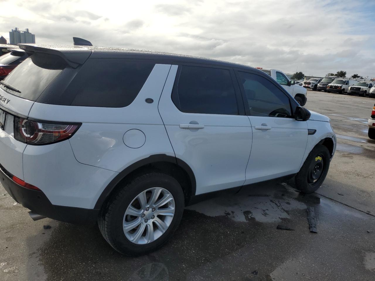 2019 Land Rover Discovery VIN SALCP2FX5KH806731 Copart auction photo, front end damage thumbnail 3