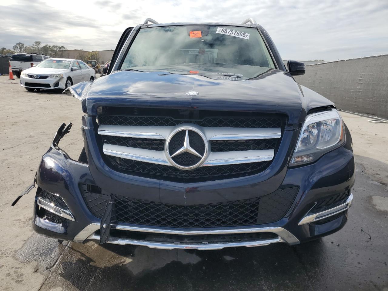 2015 Mercedes-Benz GLK-klasse VIN WDCGG5HBXFG414975 Copart auction photo, all over damage thumbnail 5