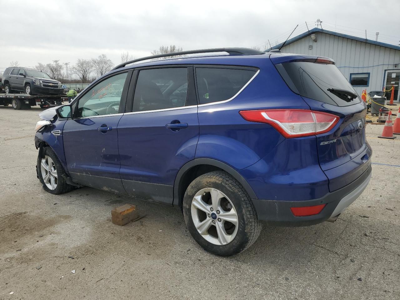 2015 Ford Escape VIN 1FMCU9G99FUC82758 Copart auction photo, front end damage thumbnail 2