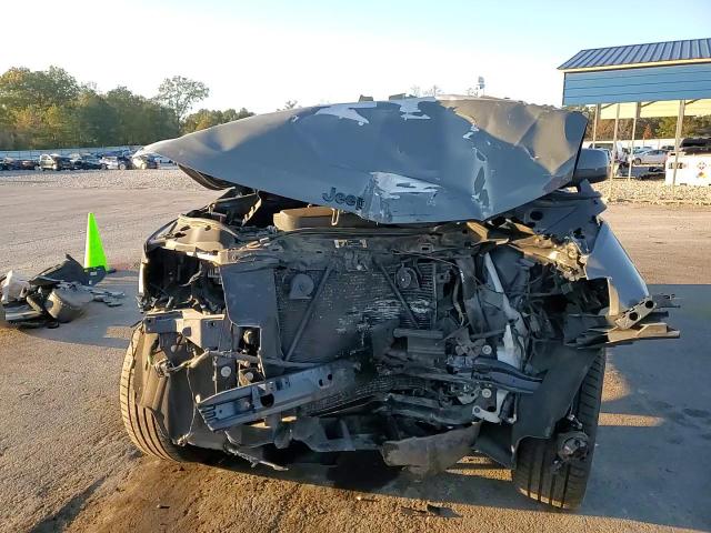 2021 Jeep Grand Cherokee VIN 1C4RJFAG0MC678125 Copart auction photo, front end / side damage thumbnail 12