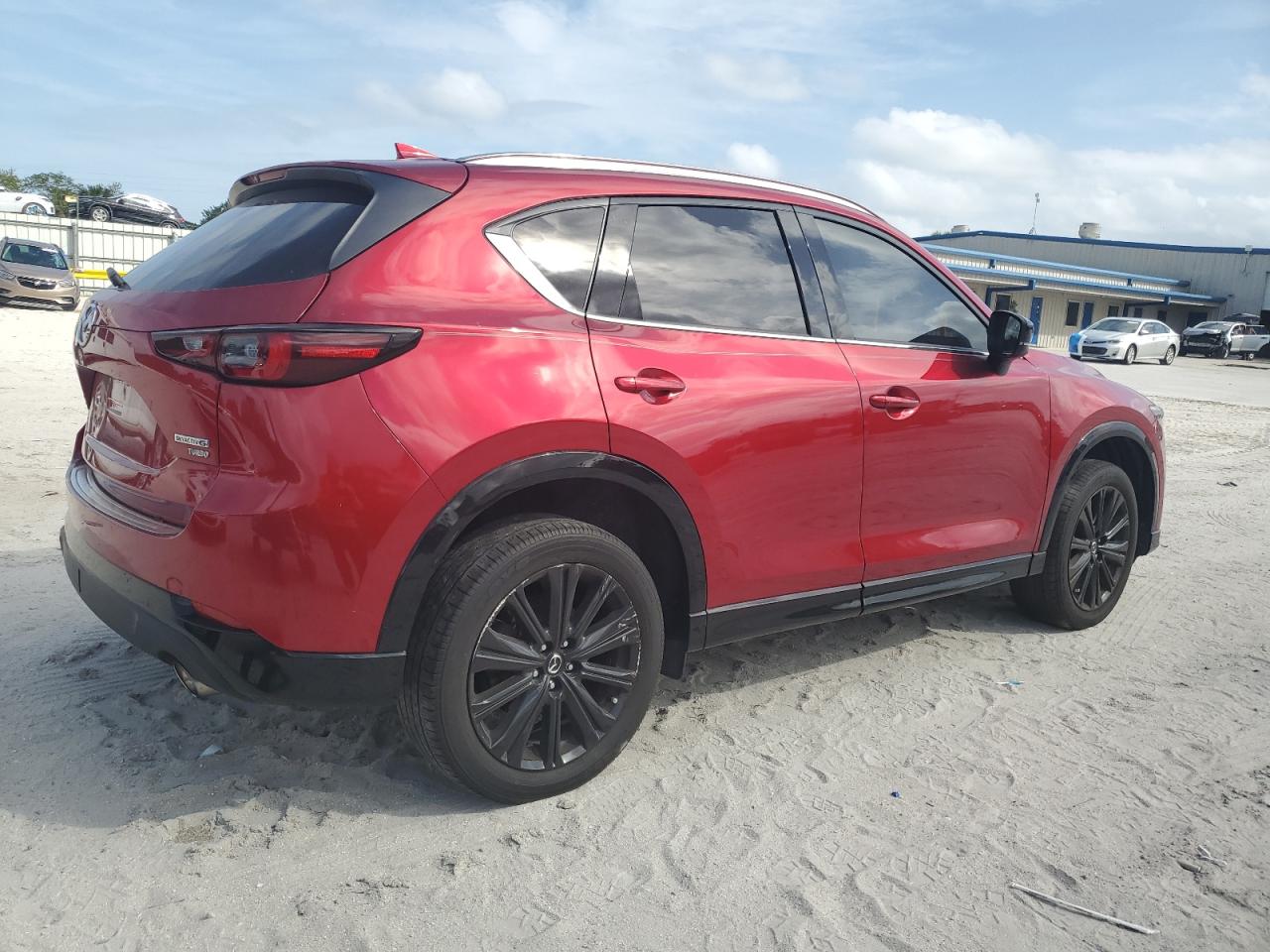 2022 Mazda CX-5 VIN JM3KFBAY4N0637835 Copart auction photo, side / rear end damage thumbnail 3