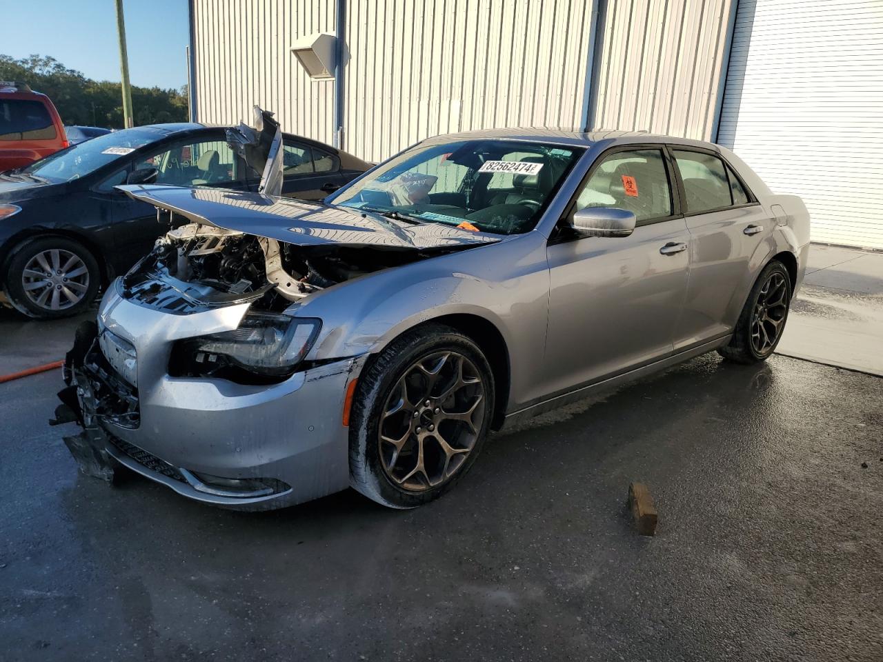 2015 Chrysler 300 VIN 2C3CCABG2FH756443