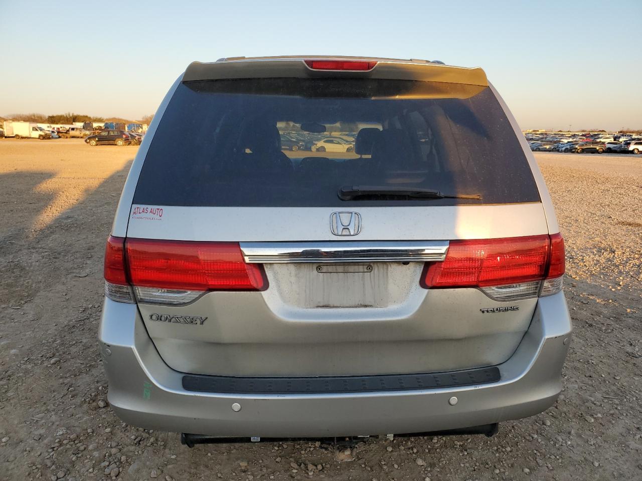 2008 Honda Odyssey VIN 5FNRL38958B010331 Copart auction photo, front end / minor dent/scratches damage thumbnail 6
