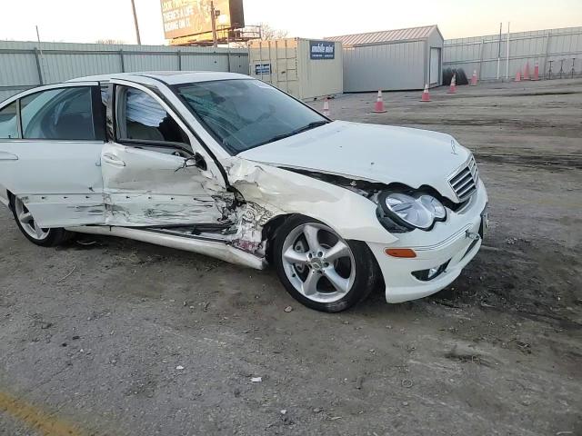 2005 Mercedes-Benz C-klasse VIN WDBRF40J35F689895 Copart auction photo, all over / mechanical damage thumbnail 11