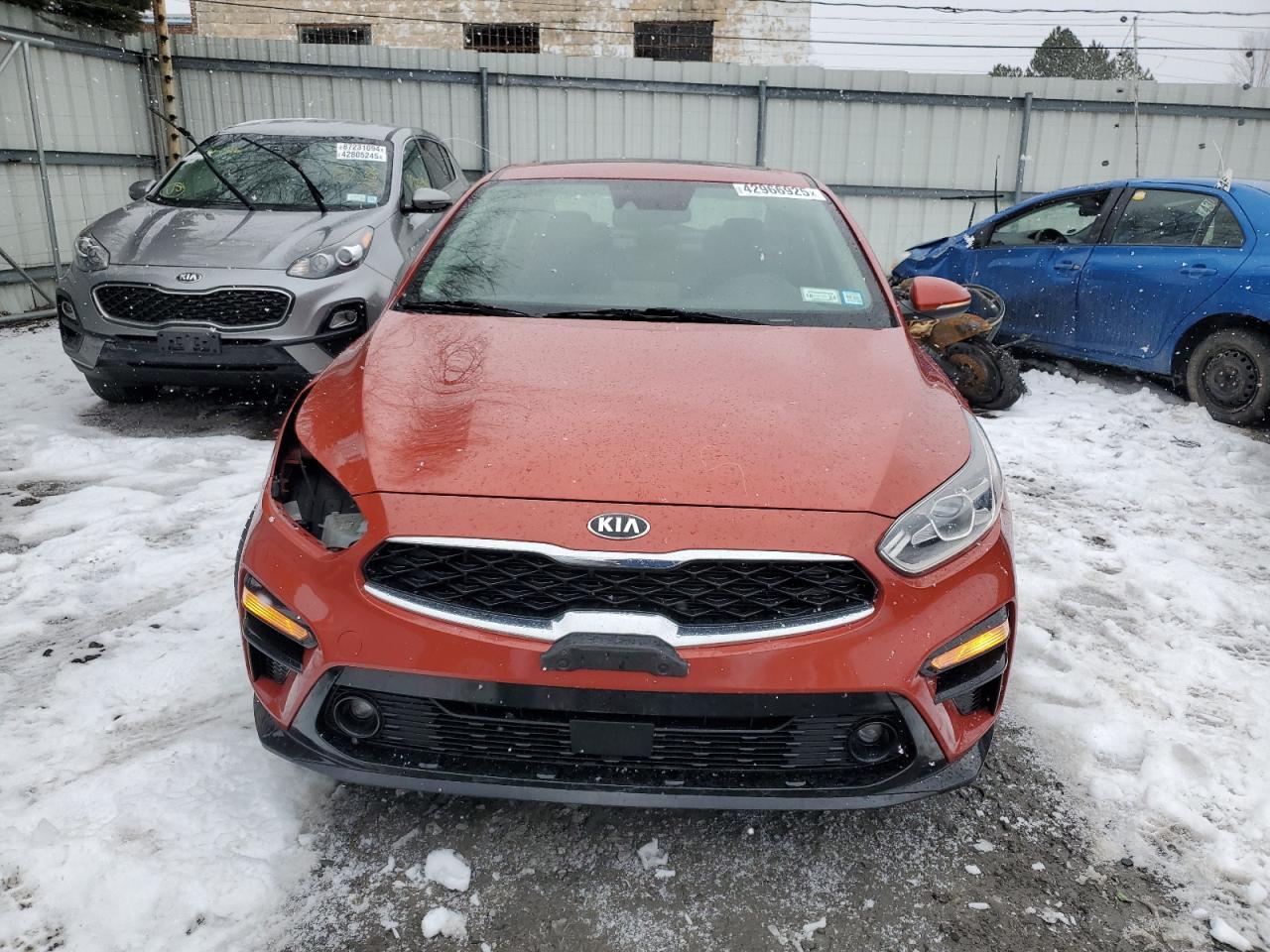 2019 KIA Forte VIN 3KPF54AD7KE084770 Copart auction photo, rear end / all over damage thumbnail 5