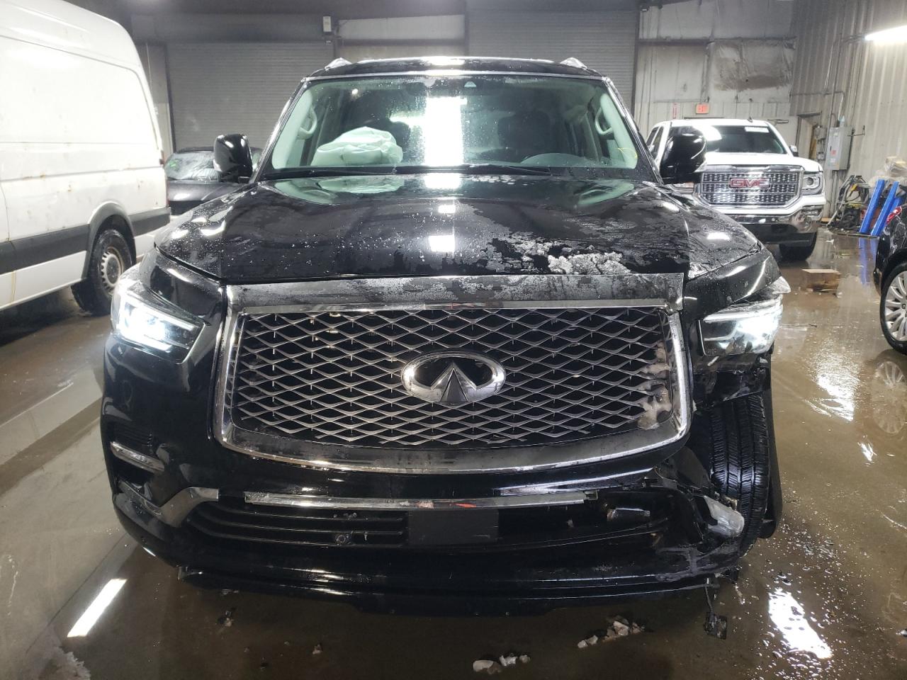 2019 Infiniti QX80 VIN JN8AZ2NE5K9233952 Copart auction photo, front end damage thumbnail 5