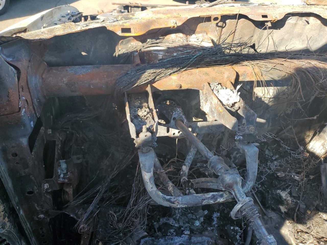 2001 Ford F-150 VIN 2FTZF07341CA90107 Copart auction photo, burn / all over damage thumbnail 9