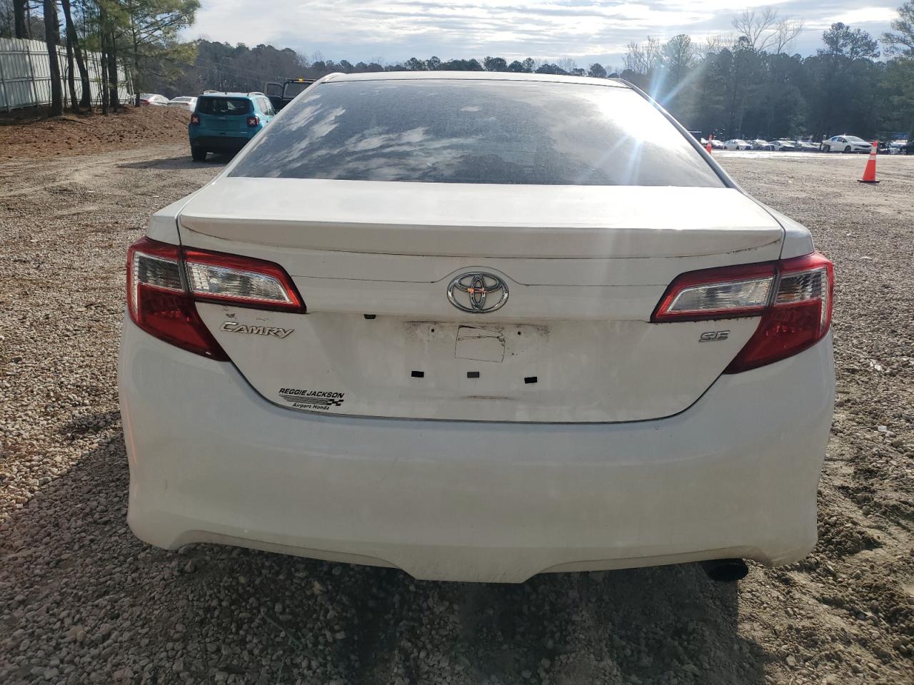 2014 Toyota Camry VIN 4T1BF1FK7EU837605 Copart auction photo, front end / side damage thumbnail 6