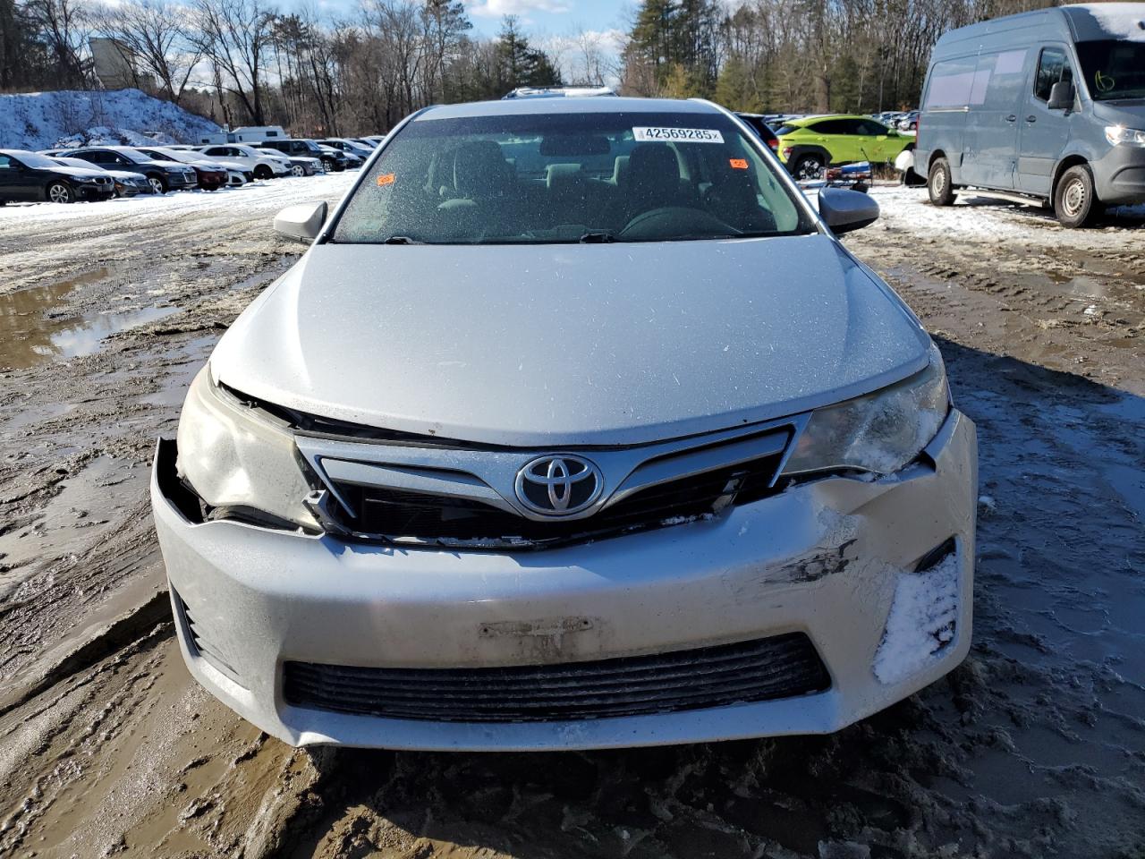 2014 Toyota Camry VIN 4T4BF1FK2ER407745 Copart auction photo, front end damage thumbnail 5