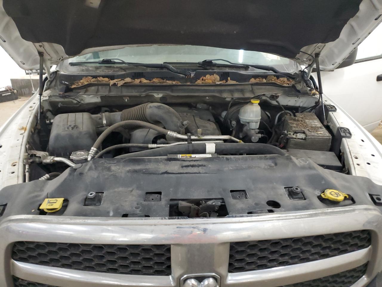 2014 RAM 1500 VIN 3C6JR6DT8EG259430 Copart auction photo, minor dent/scratches damage thumbnail 11