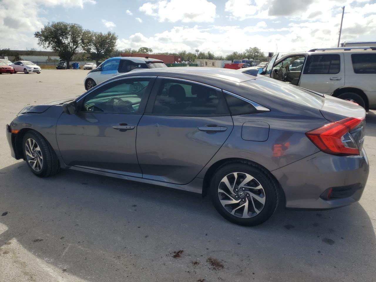 2017 Honda Civic VIN 2HGFC2F72HH541044 Copart auction photo, front end / side damage thumbnail 2