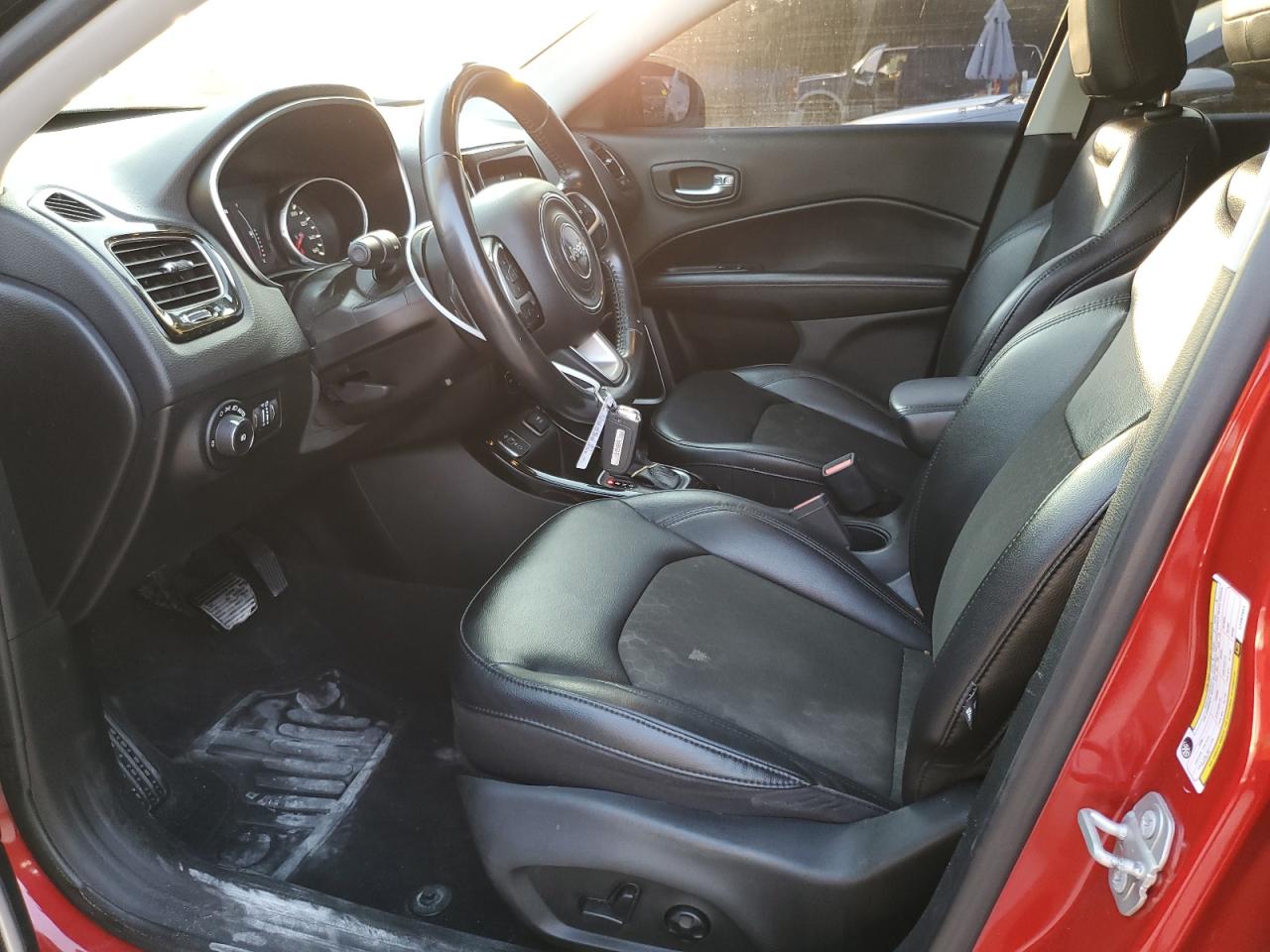 2020 Jeep Compass VIN 3C4NJCBB5LT257441 Copart auction photo, side / minor dent/scratches damage thumbnail 7