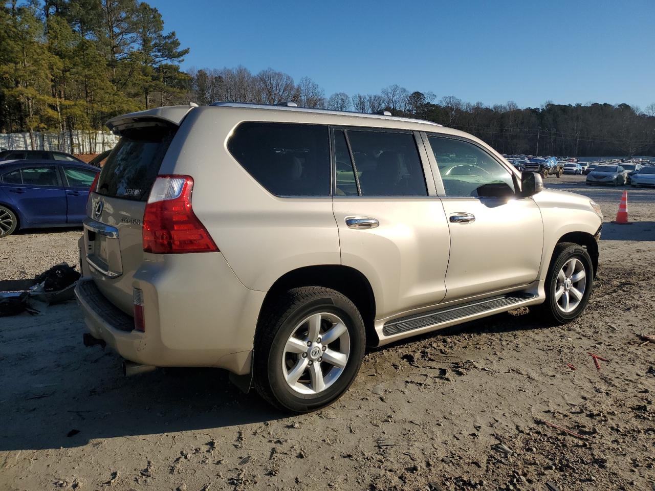 2010 Lexus GX VIN JTJBM7FX2A5003297 Copart auction photo, front end damage thumbnail 3
