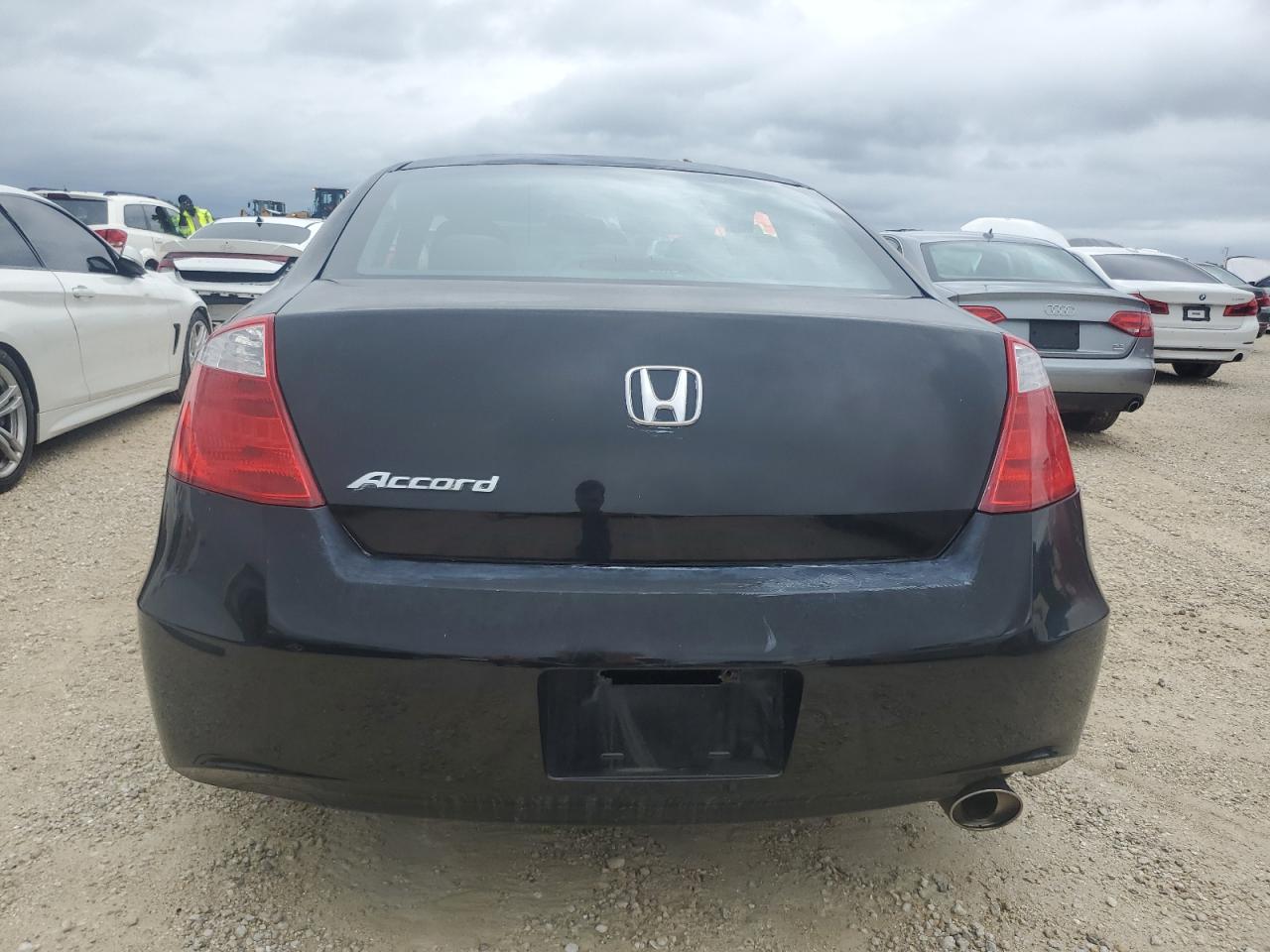 2009 Honda Accord VIN 1HGCS12709A024900 Copart auction photo, water/flood damage thumbnail 6