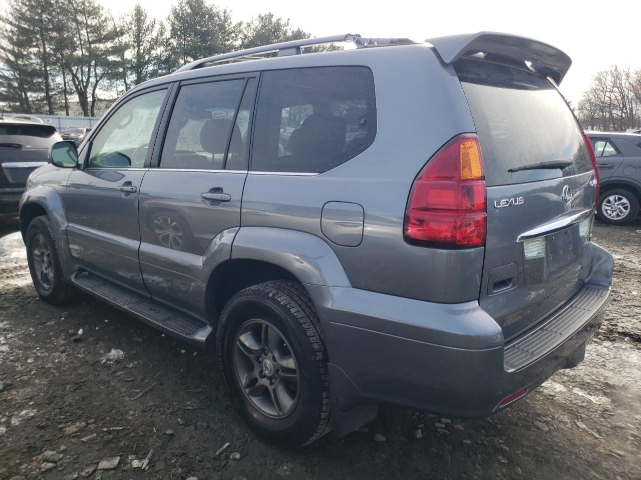 2004 Lexus GX VIN JTJBT20X640059436 Copart auction photo, minor dent/scratches damage thumbnail 2