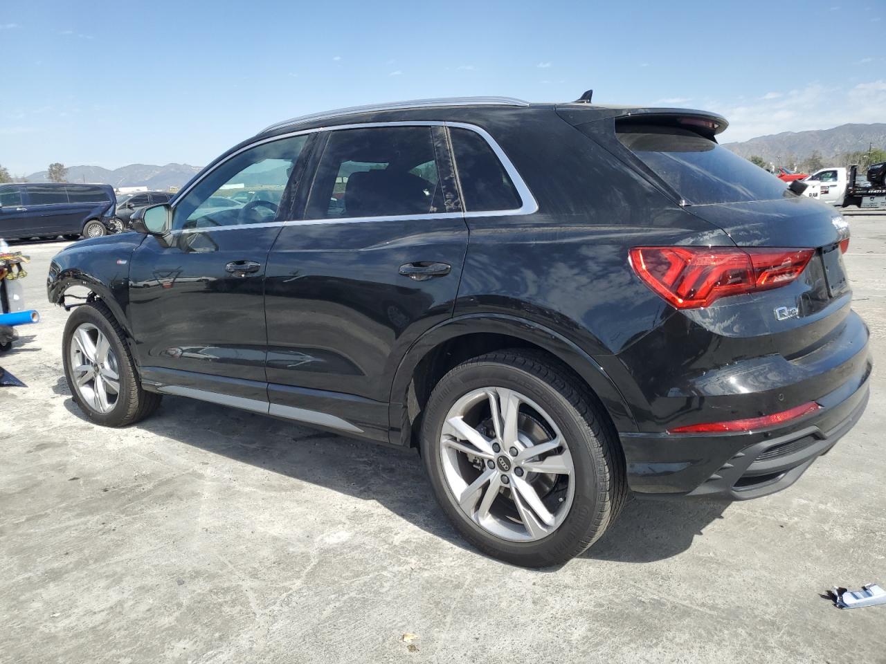 2024 Audi Q3 VIN WA1EECF39R1198153 Copart auction photo, front end damage thumbnail 2