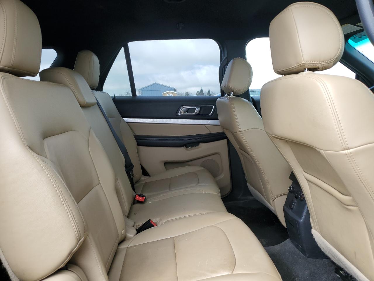 2017 Ford Explorer VIN 1FM5K7D83HGB32614 Copart auction photo, minor dent/scratches damage thumbnail 11