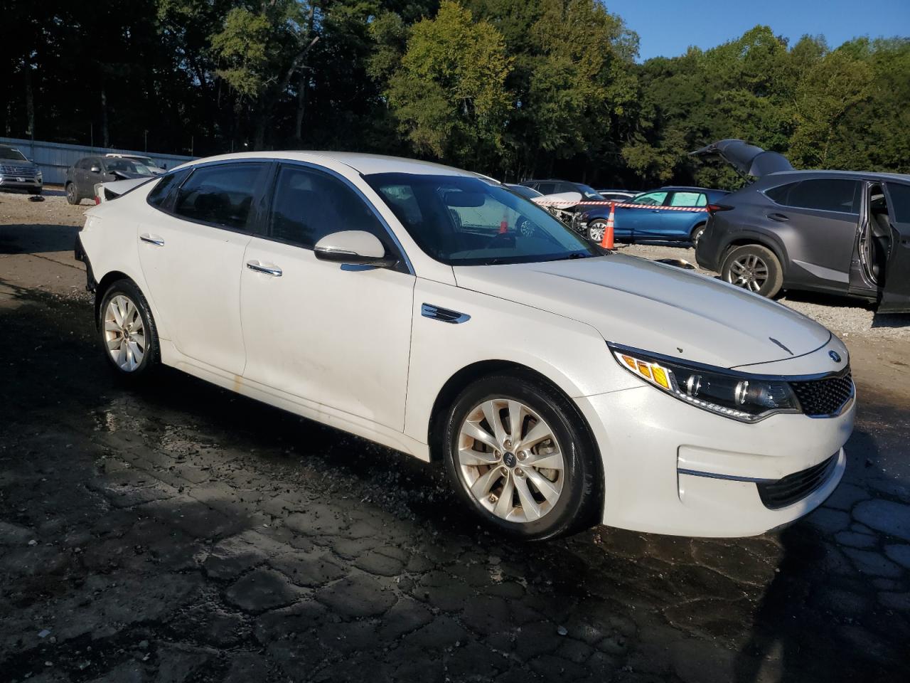 2016 KIA Optima VIN 5XXGU4L36GG030712 Copart auction photo, rear end damage thumbnail 4