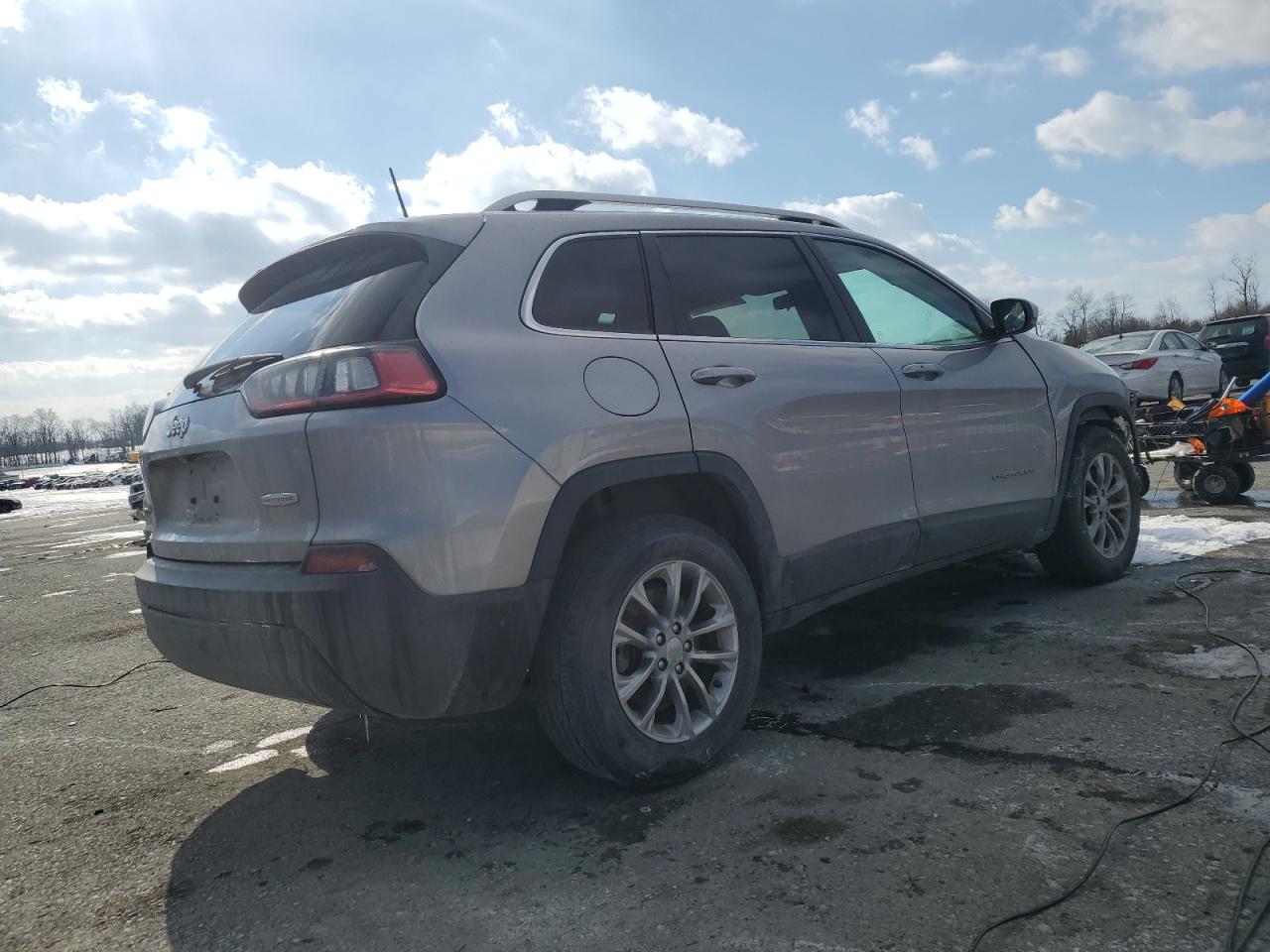 2019 Jeep Grand Cherokee VIN 1C4PJMLB5KD365382 Copart auction photo, front end damage thumbnail 3