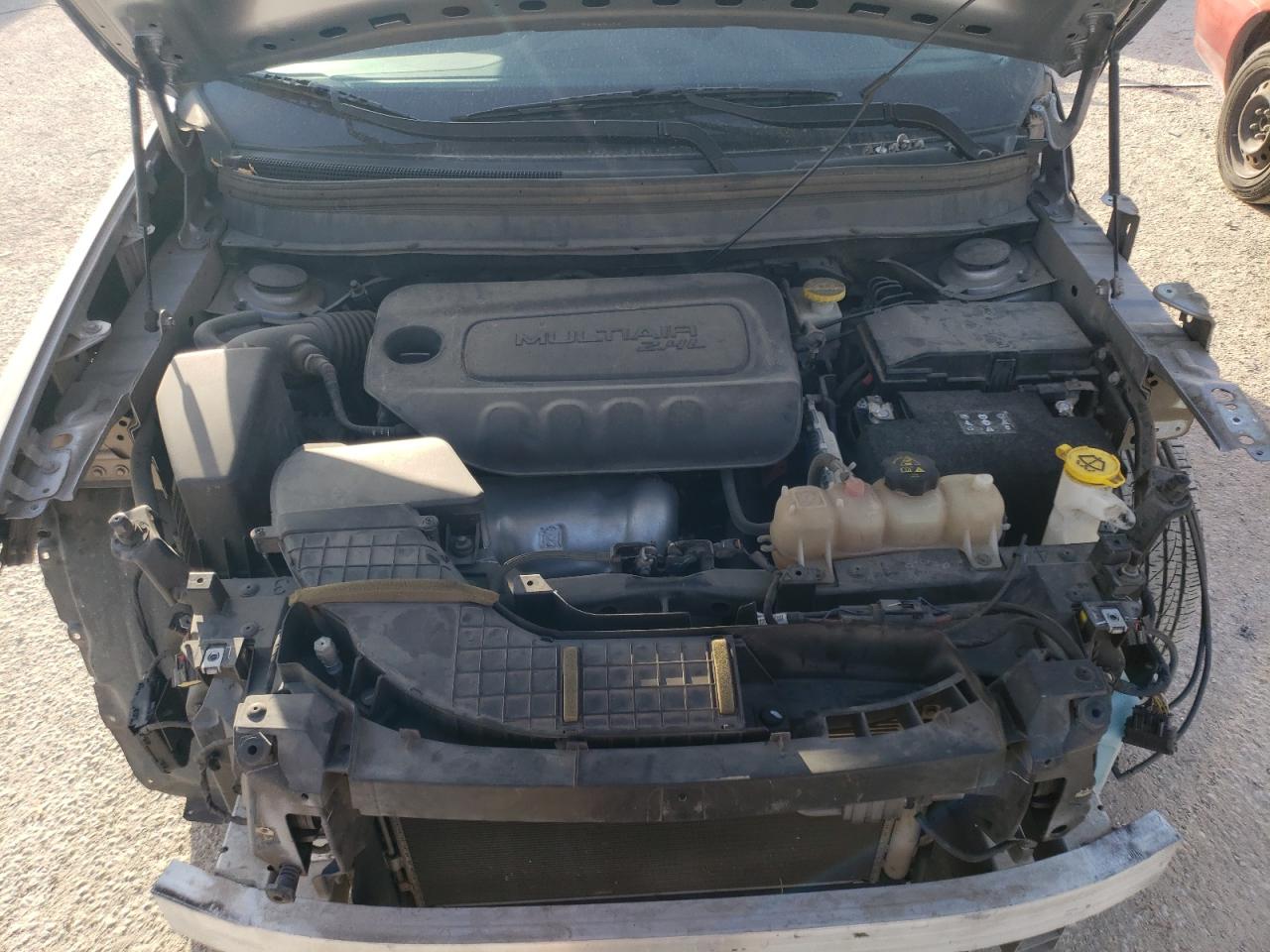2019 Jeep Grand Cherokee VIN 1C4PJLLB1KD301057 Copart auction photo, front end / side damage thumbnail 12