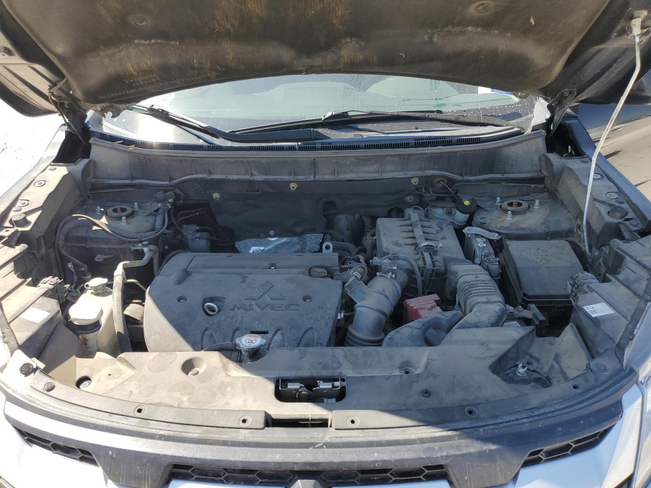 2020 Mitsubishi Outlander VIN JA4AP3AU1LU001264 Copart auction photo, side / minor dent/scratches damage thumbnail 13