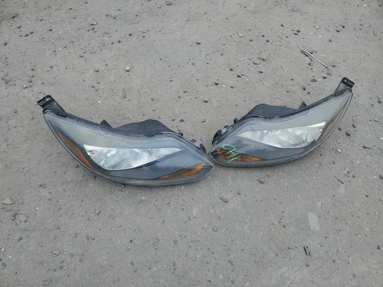 2014 Ford Focus VIN 1FADP3J2XEL458476 Copart auction photo, front end / minor dent/scratches damage thumbnail 12