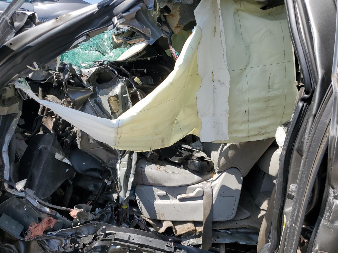 2007 Chevrolet Tahoe VIN 1GNFC13007R104360 Copart auction photo, all over damage thumbnail 7