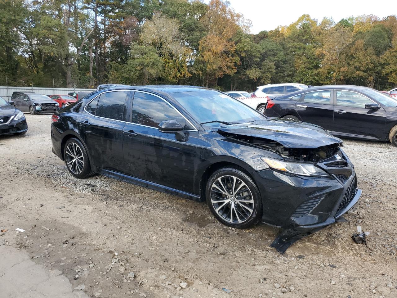 2018 Toyota Camry VIN 4T1B11HK2JU135326 Copart auction photo, front end damage thumbnail 4