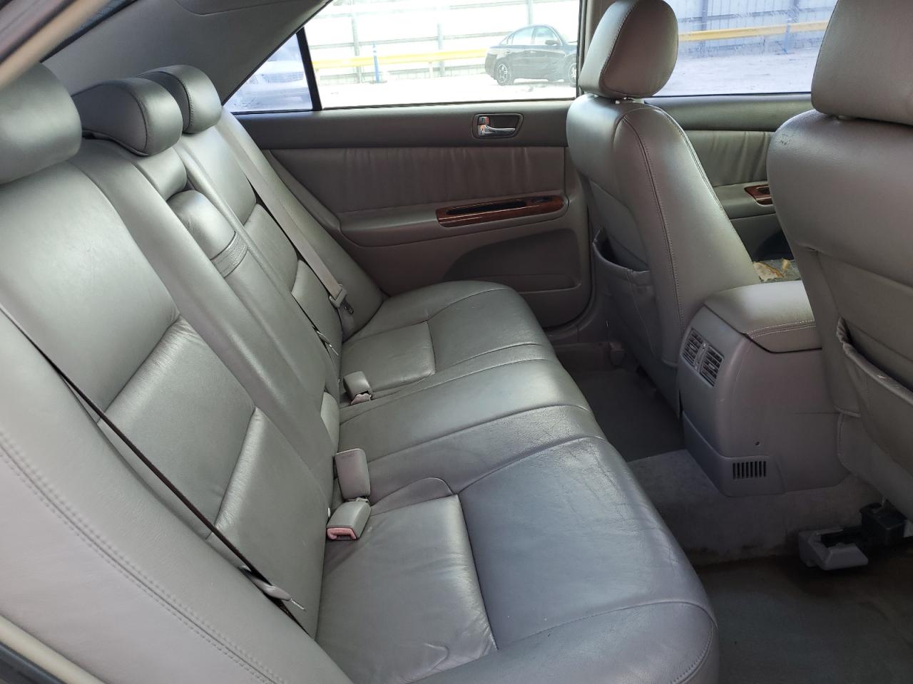 2005 Toyota Camry VIN 4T1BF32K85U597613 Copart auction photo, front end / minor dent/scratches damage thumbnail 10
