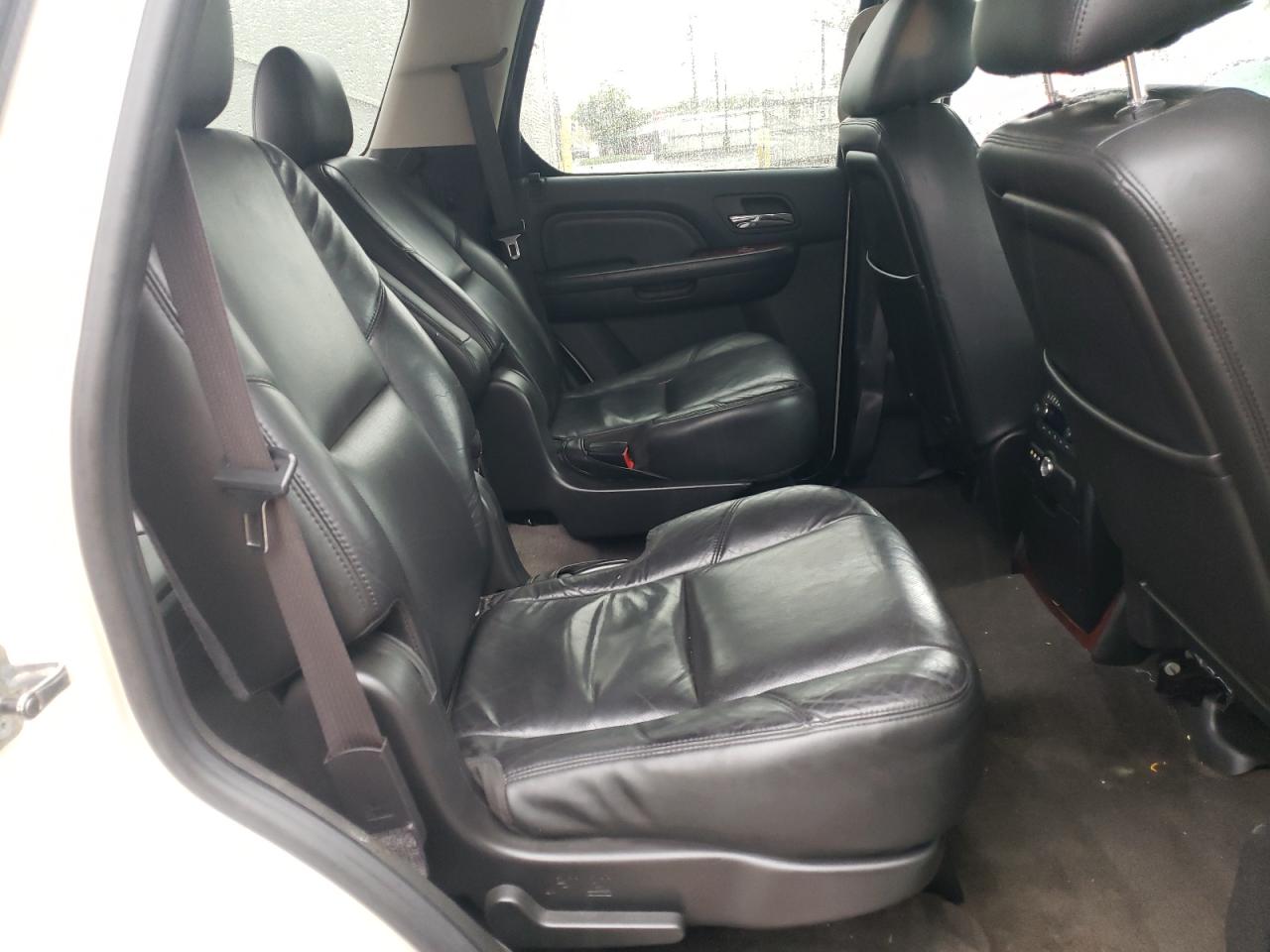 2011 Cadillac Escalade VIN 1GYS4BEF9BR357711 Copart auction photo, front end damage thumbnail 11