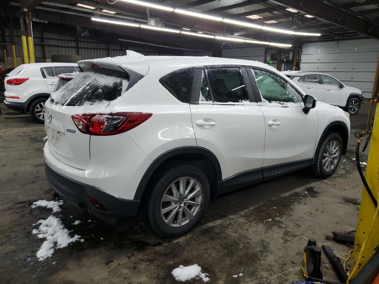 2016 Mazda CX-5 VIN JM3KE2CY5G0826528 Copart auction photo, mechanical damage thumbnail 3